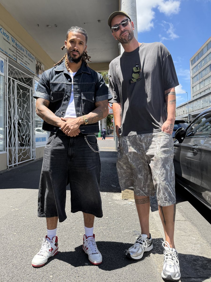 KidFonque's tweet photo. I sat down with Cape Town’s finest @Dwsonofficial to chat about his forthcoming album - ‘Nothing to Lose’ (dropping 6th of Feb) his journey through the SA music scene + he delivers an exclusive mix with cuts from the record on this months #SelectiveStyles show. 
Plus… I drop a lot of freshness too. 

Full show here - https://t.co/F8CxZpJUp0

Or 

Here - https://t.co/OkQoYaoYVt