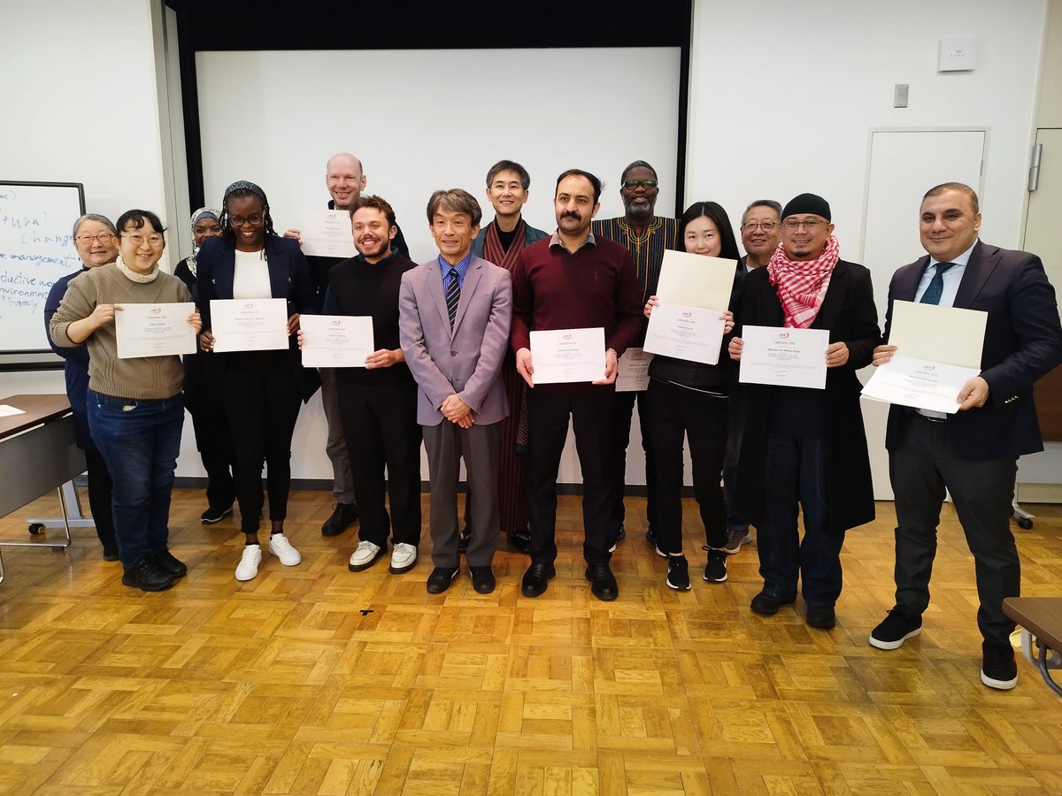 HPC_PR's tweet photo. HPC Leadership Competency Training Course has successfully concluded its five-day program. With a shared understanding of leadership as an interpersonal competency, participants worked to deepen their understanding and skills for future career development. https://t.co/PS94lD9DOE