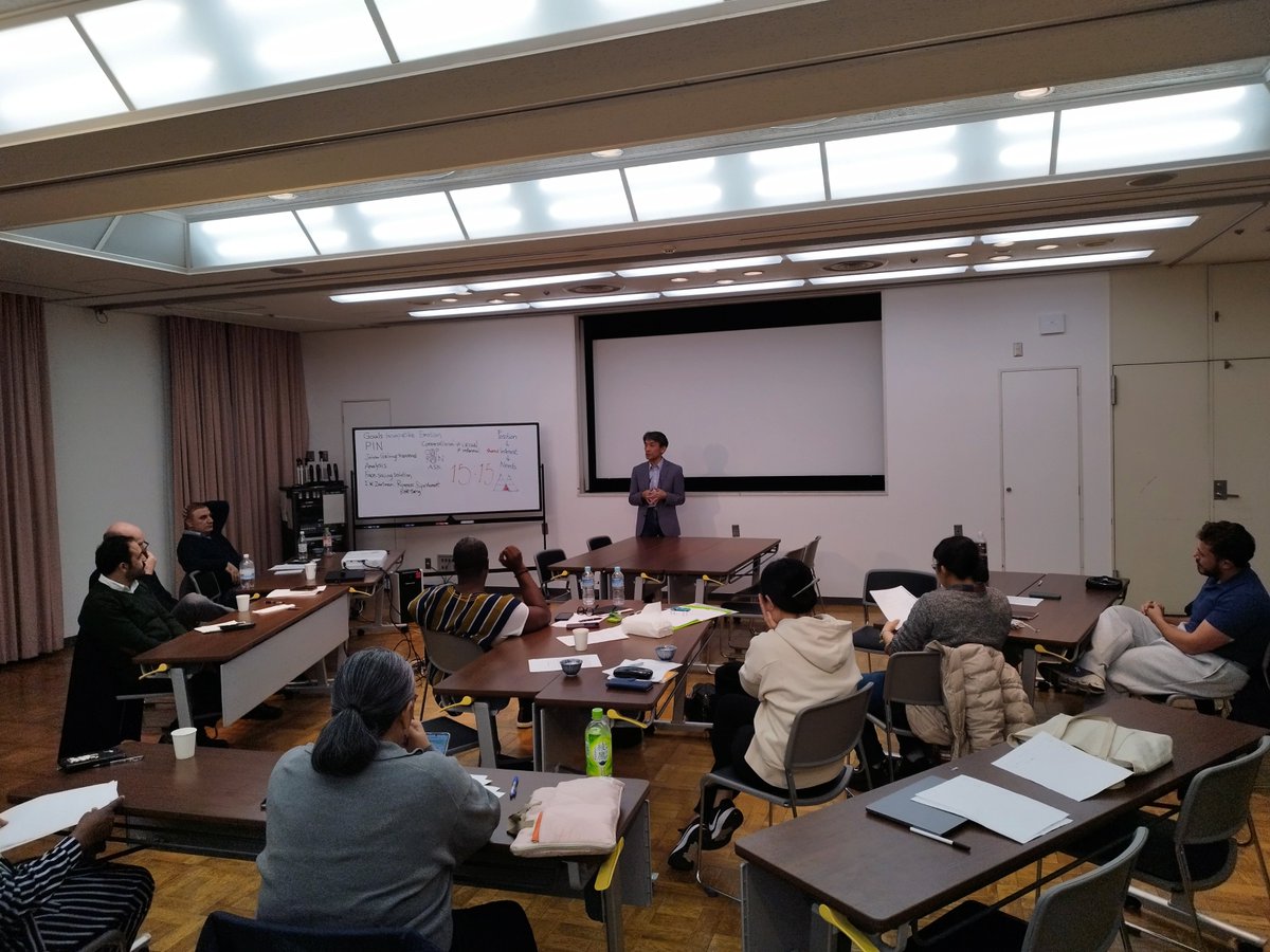 HPC_PR's tweet photo. HPC Leadership Competency Training Courseの5日間のプログラムを終了させました。LeadershipをInterpersonalなCompetencyと理解したうえで、公的政策、業務上のパートナー、同一組織内の同僚との関係でLeadershipを発揮していく演習などを通じ、キャリア進展に向けた理解と技能の向上を図りました。 https://t.co/w8qzRyLbOd
