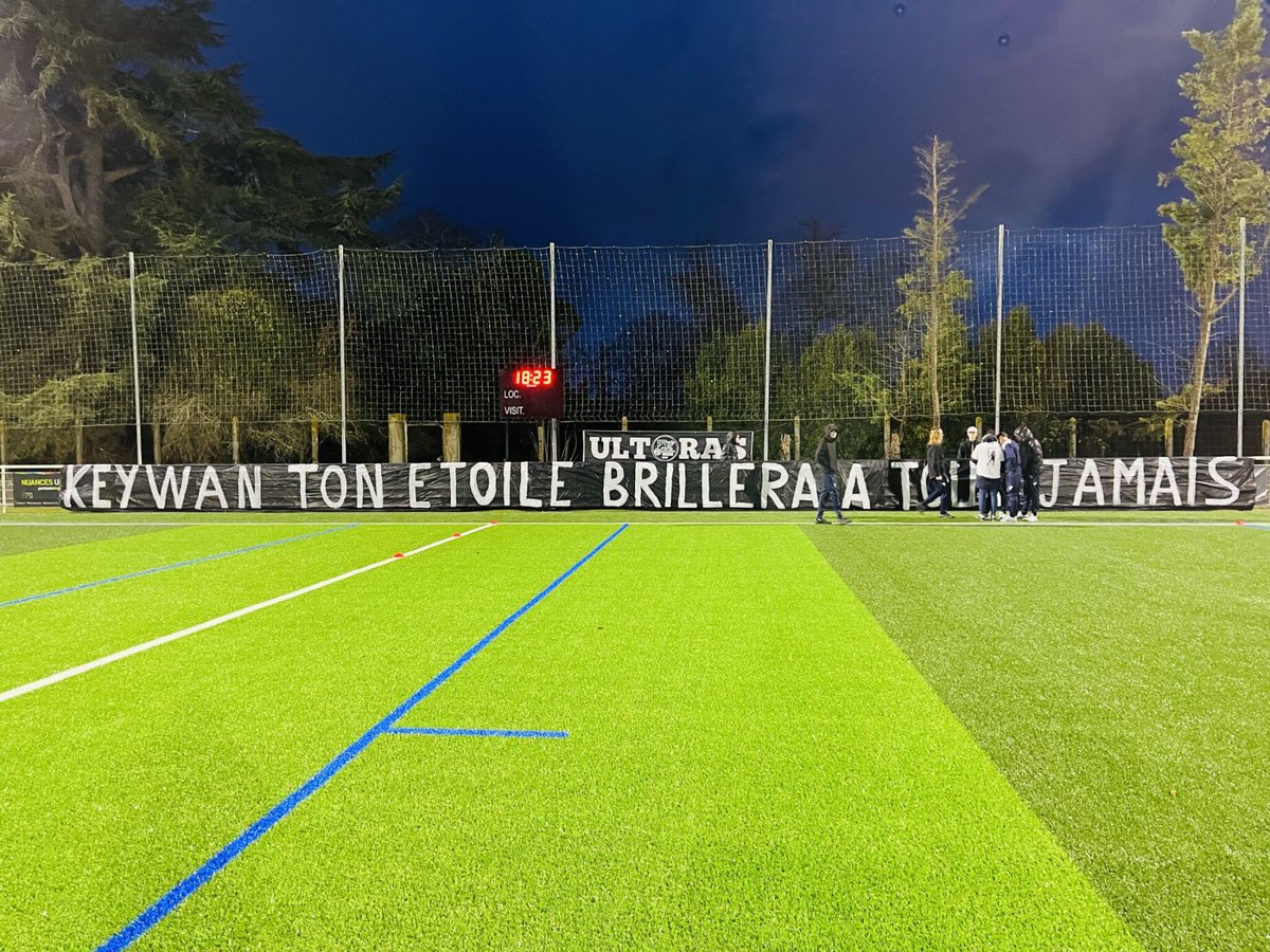ici_gironde's tweet photo. "C'est une onde de choc" : le club de foot de Keywan, renversé mortellement par un bus, lui rend un vibrant hommage

➡️ https://t.co/2N87TtF5Uj https://t.co/e0E5hJYcw9