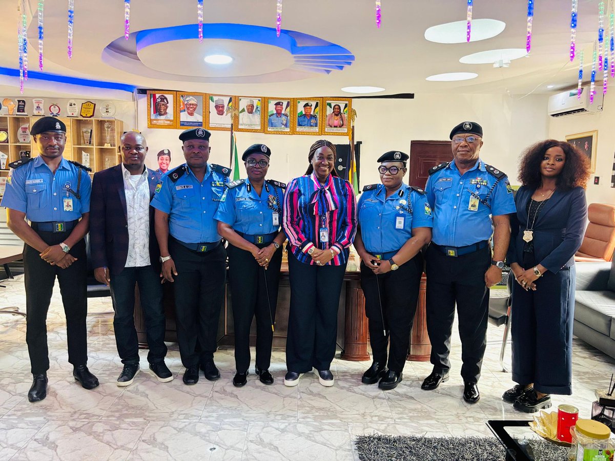 PrimetimeRepor1's tweet image. AIG Maritime, Okunade Visits FCID Annex Lagos, Seeks Synergy, Intelligence led Collaboration  primetimereporters.com/2026/01/aig-ma…