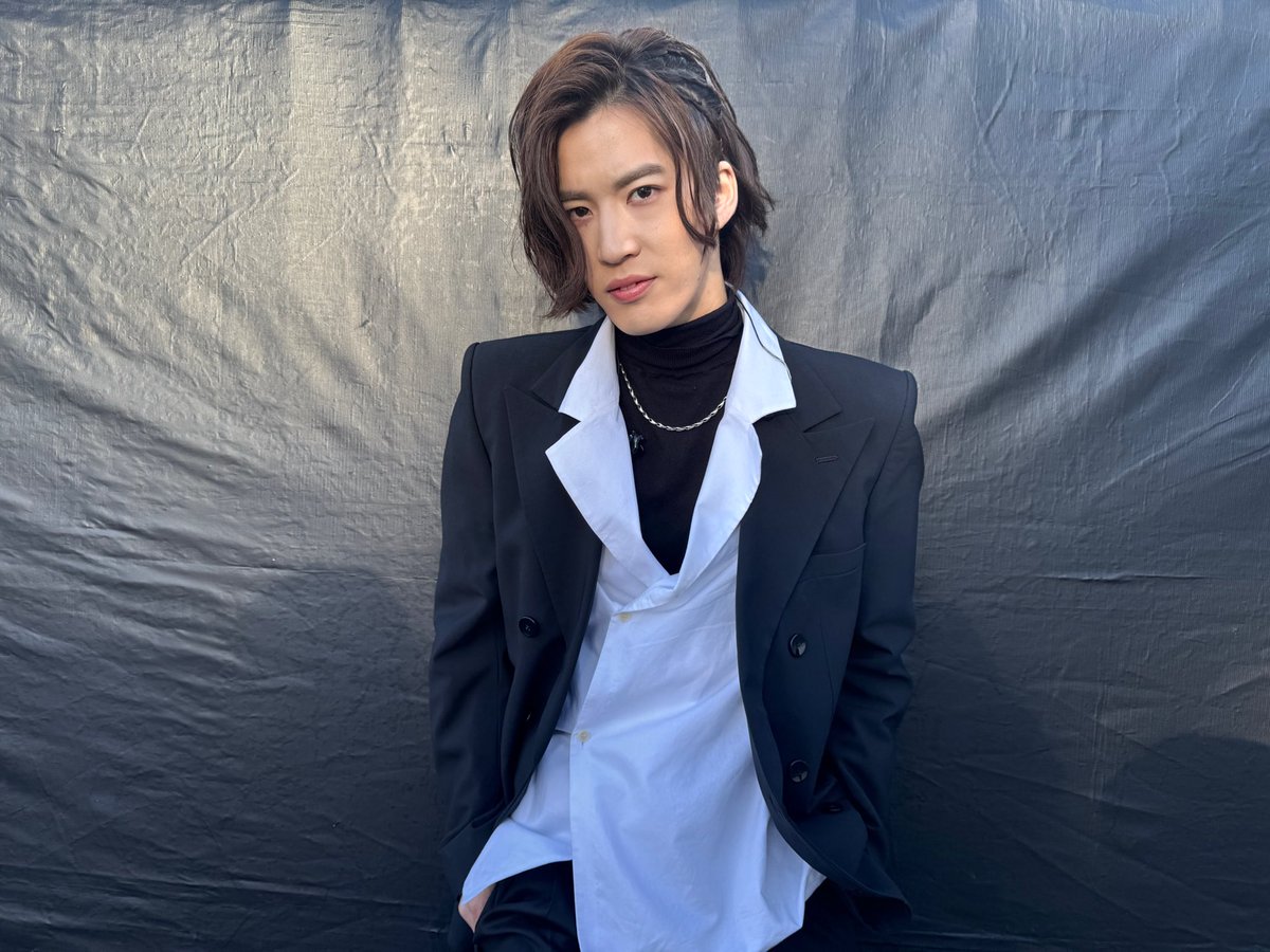 Embers_STAFF's tweet image. 1/25(日) HERO GATE 
代々木公園 野外ステージ

寒い中お越しいただきありがとうございました！

本日17:00より
2/1（日）『Releaseイベント』チケット一般先着発売スタート！
embers.bitfan.id/contents/345392

17:30 より
公式Instagramにて生配信🔥
お楽しみに✔︎
instagram.com/embers___offic…

@herogate_…