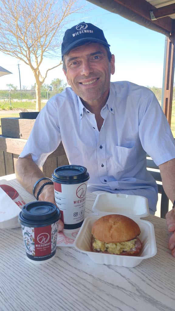 VicusVd's tweet photo. Delicious Wiesenhof Coffee and meals served at Country Store Stanford, TotalEnergies, Overberg Agri. Definitely a must stop on route. #CountryStore #Wiesenhof @4KobusWiese https://t.co/RzqpVrEvPf