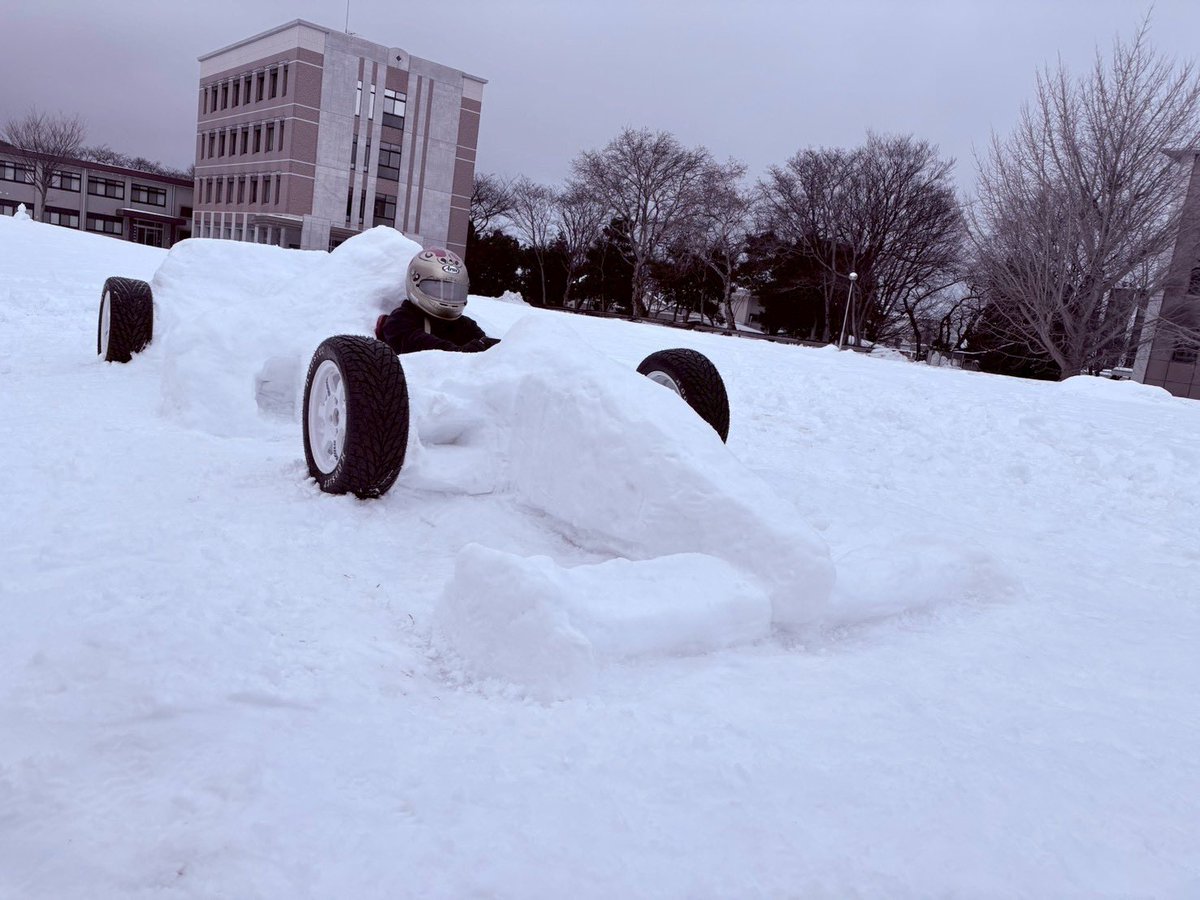toridaiformula's tweet photo. 設計凍結しました！！！(物理)

#鳥取大学 #学生フォーミュラ #fsae #雪
#フォーミュラスノー (ルノー) https://t.co/kQEXgXapoJ