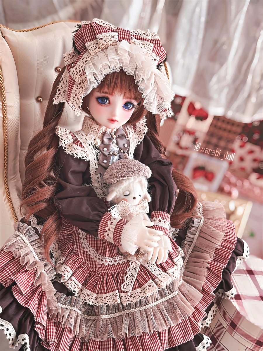 今年こそは絶対にいちご狩りに行きたいという気持ち🍓
#だいごろせんせーのメイク
#繭籠姫