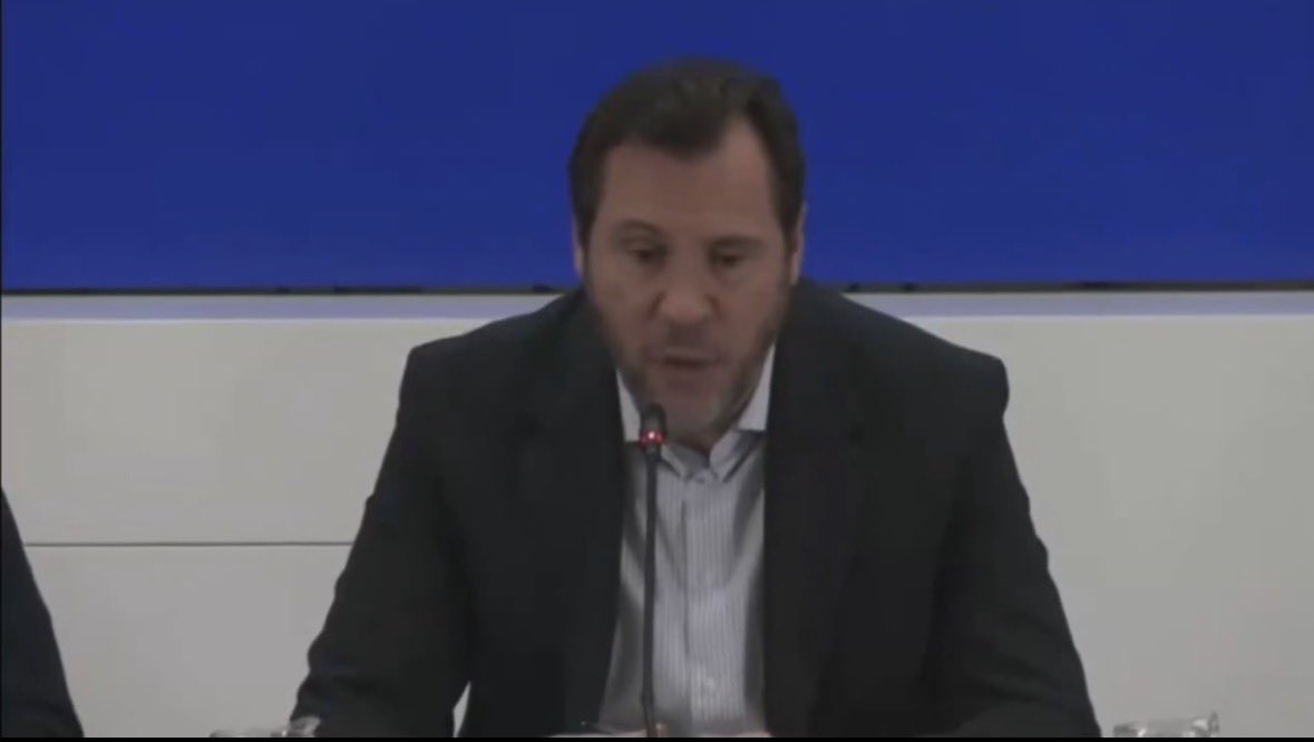 🚨Dos ruedas de prensa, 5 horas de bulos, medias verdades, hipótesis para enredar y distraer la atención, información irrelevante y todo ello bajo la apariencia de expertise 

Sin embargo, 45 fallecidos que merecen explicaciones certeras, consuelo y un gobierno que no mienta