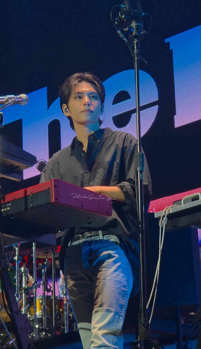 DoWonSunJaeYoun's tweet image. This soundcheck fit of Wonpil 😭