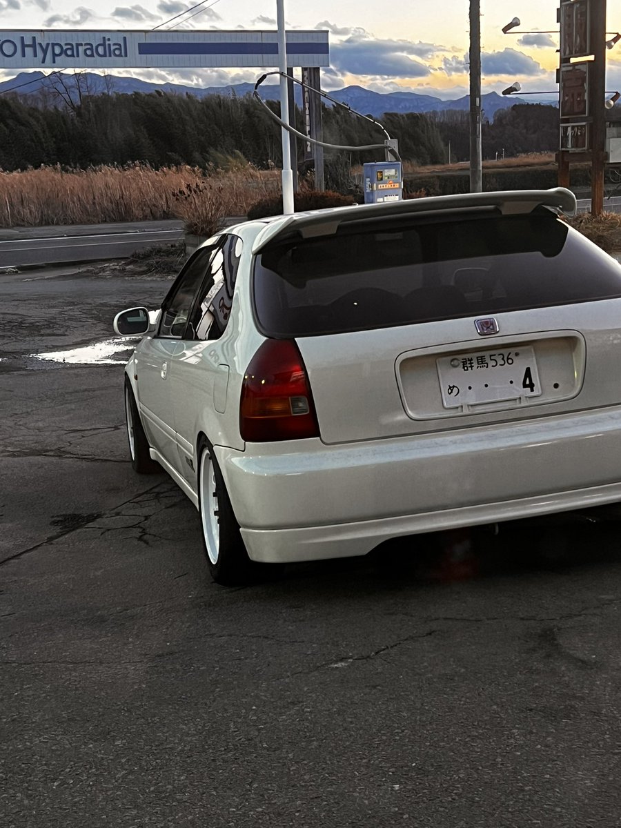 ari_zc31s's tweet image. 誕生日です

我慢出来なかったので姉貴の車無理やりどかしてシビックだした！
洗車したい