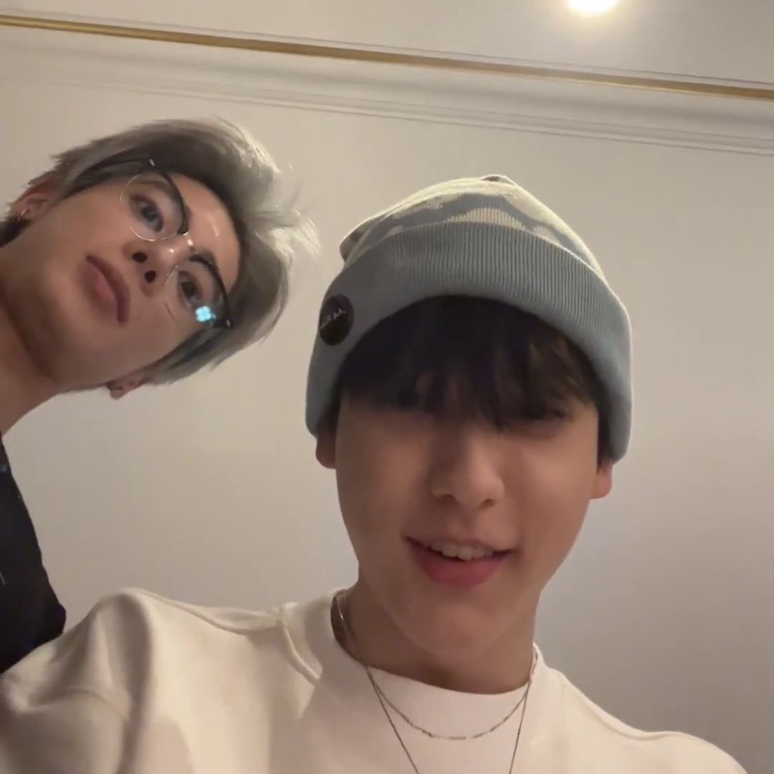 twelve05cm's tweet photo. trustiez https://t.co/p5Ce0nTzLY