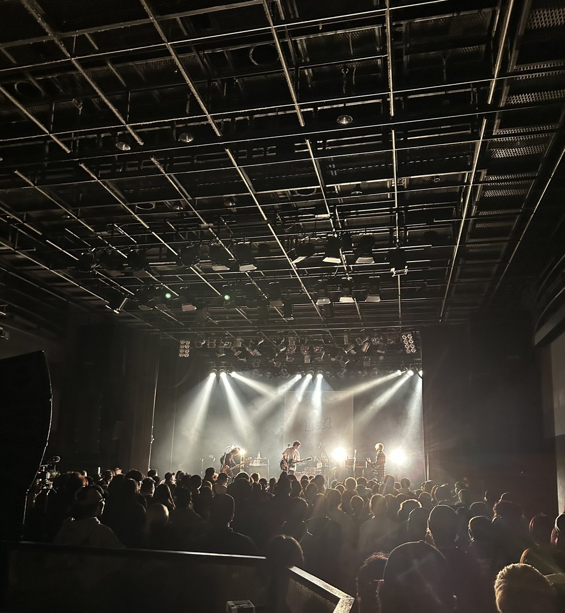 昨夜のBIGCAT、遊びに来てくれたみんなありがとう！
そしてLeft、20周年おめでとう！

同じ堺の仲間として節目のイベントにいれたのは嬉しかった。
かっこよかったぜ。