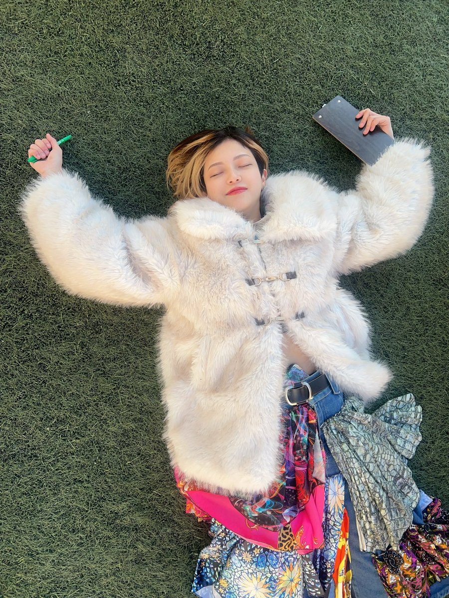 カイジューバイミー2nd Full Album『Banana』
@ アーバンドック ららぽーと豊洲 シーサイドデッキメインステージ
気持ちよかった〜！！来てくれてありがとう！初めて見てくれたあなたにカイジューバイミー届いてたら嬉しいです🔥3.24 『Banana』リリース！よろしく🍌
#カイジューバイミー