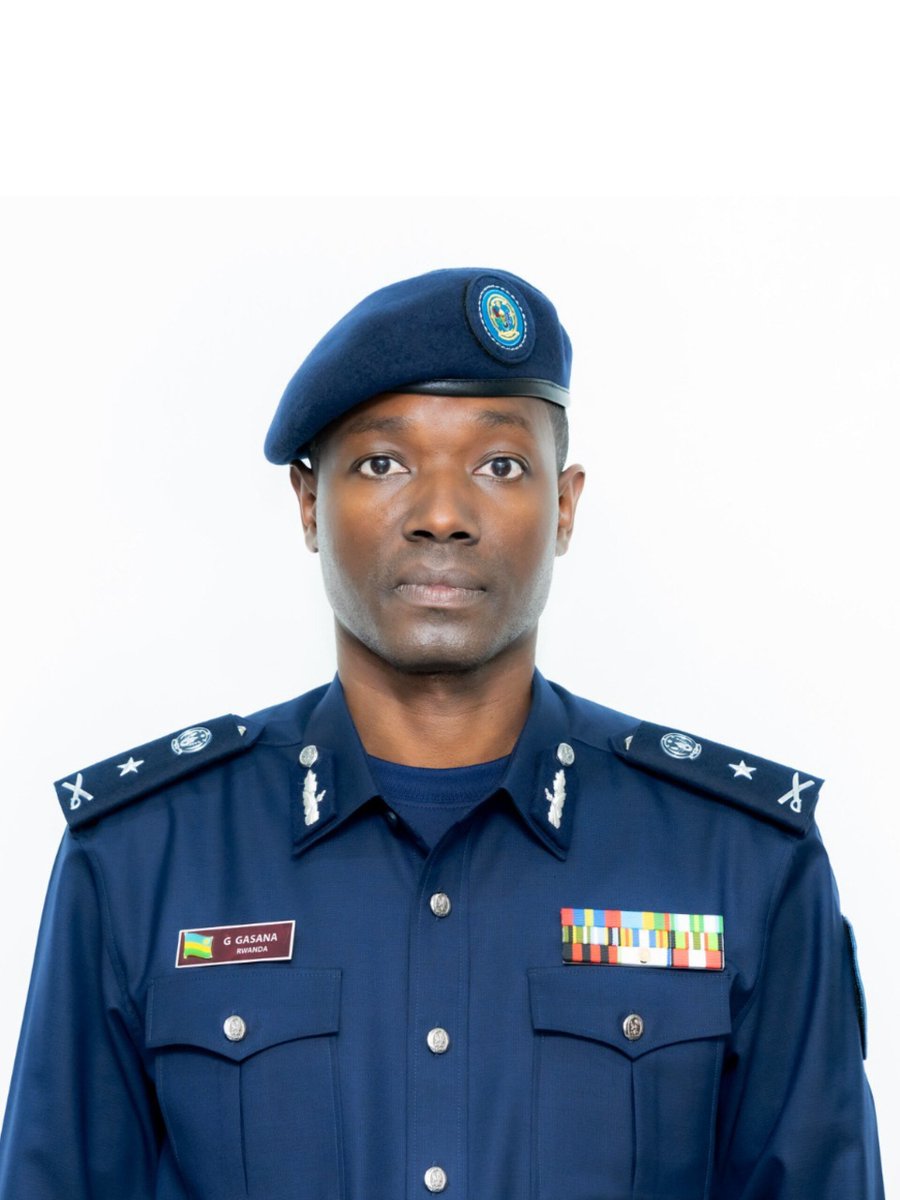 NtwaliWanyu1's tweet photo. He is a trained pilot. The responsibility given to him is not ordinary.

This is the first time Rwanda has officially announced a Presidential Pilot.

President Kagame, the Commander-in-Chief, appointed Brig Gen Godfrey Gasana as the President’s personal pilot.

He will also serve as an advisor to the Minister of Defence on Air Force operations.

This News.