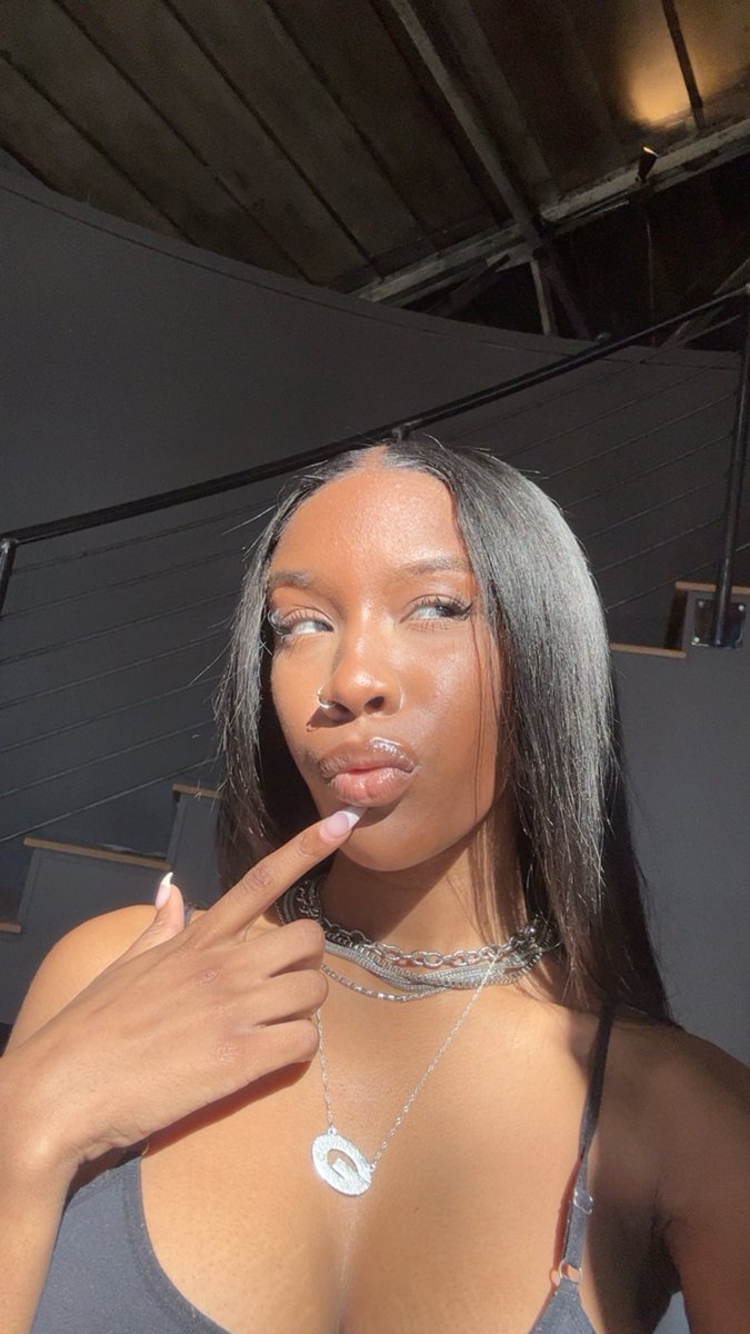 hotmodelsexx's tweet photo. Sex https://t.co/L2K8njAi7t