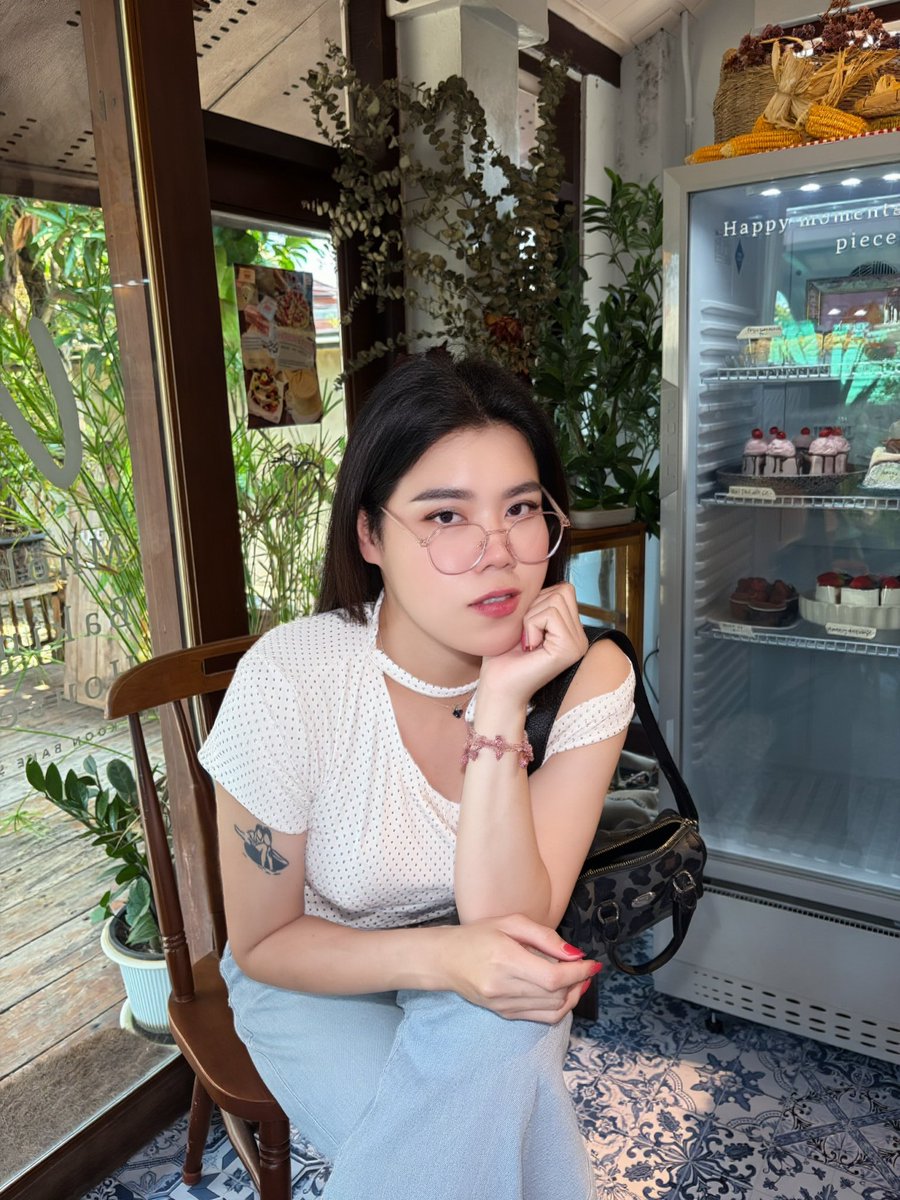 rada171996's tweet photo. เหงาเน้อลำปาง ทักม่คุยหน่อยจิ #ลําปางในเมือง #ลําปางนัดเจอ https://t.co/rFi3IukwlQ