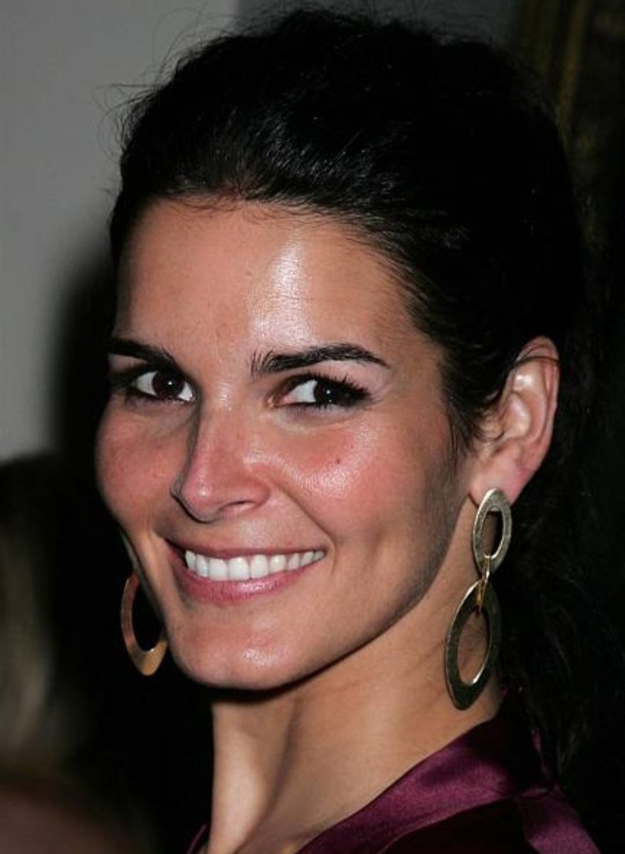 Daniela Kaekenmeister (@danielakaekenm1) on Twitter photo 