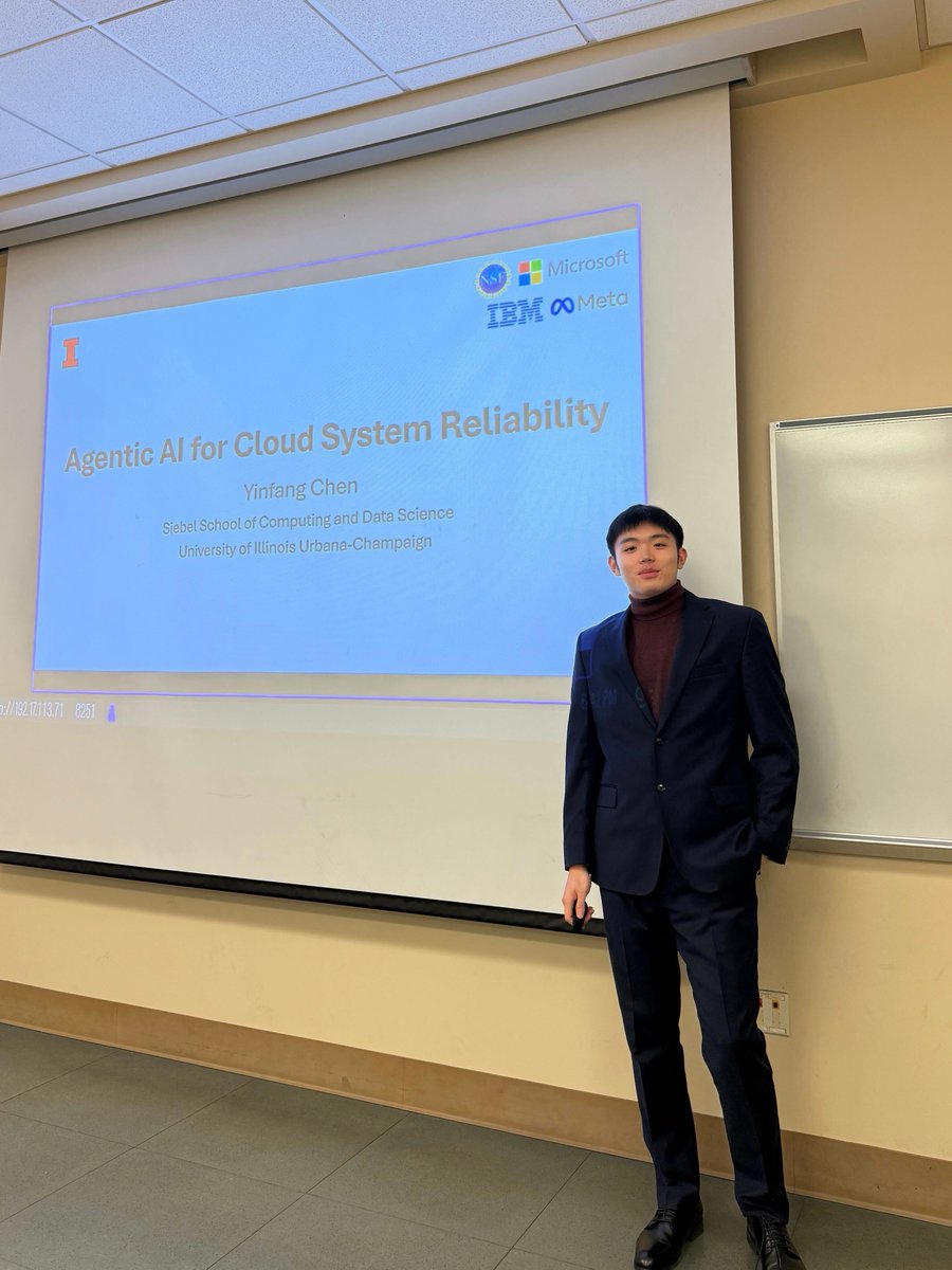 yinfang_chen's tweet photo. I am on the job market - Very happy to give a talk at the UIUC SysNet seminar! 

Had an amazing discussion that reinforced my belief: Code generation is maturing; beyond it, the bigger challenge is to manage running systems reliably and efficiently. 🚀 https://t.co/escjD7yadX