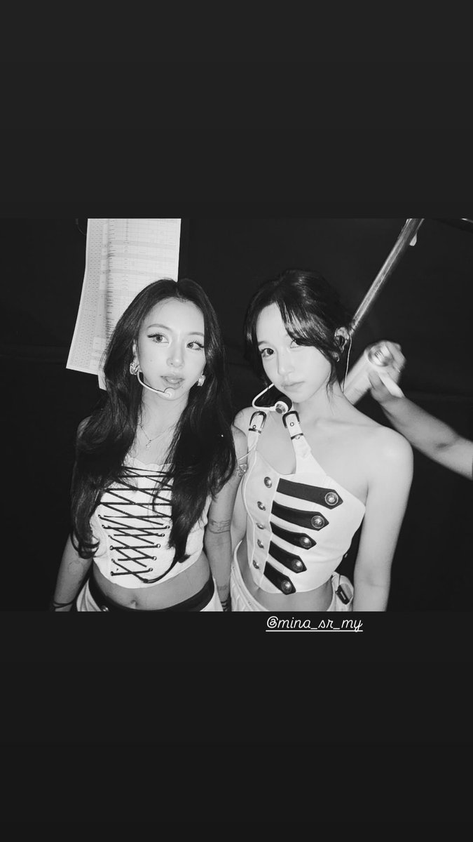 아니 인스스 넘기다가 개놀람