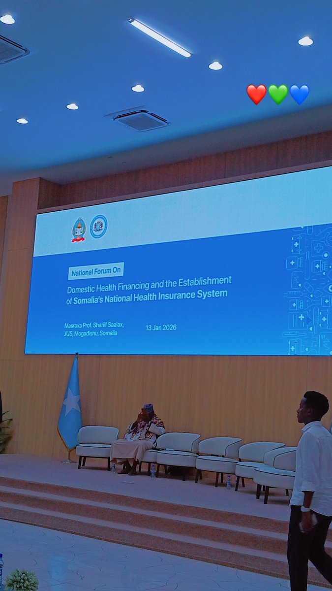 __SHARIIF's tweet photo. I attended last week a highly organised meeting held at #ProfSharifSalah stage focused on Domestic Health Financing and SNHIS. What i surprised most is how the politicians are ready to collect money from citizens while they are still thieves who loot the aid from foreigners. https://t.co/ibA7gftL4N