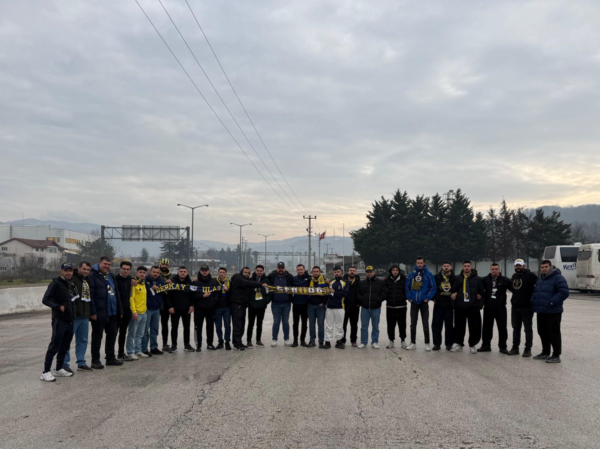 HEP PEŞİNDEN İZ SÜRDÜK YOL BİLMEDEN…

Fenerbahçemizi G*ztepe maçında yalnız bırakmamak için kadıköy yolundayız.