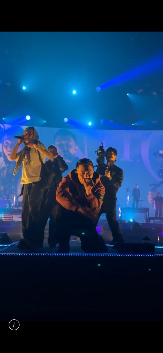 やばち、ほまに私にむけて目見て歌ってくれてた🥲🥲🥲😭😭😭😭ムリだ、
ダメだ、、なきそう