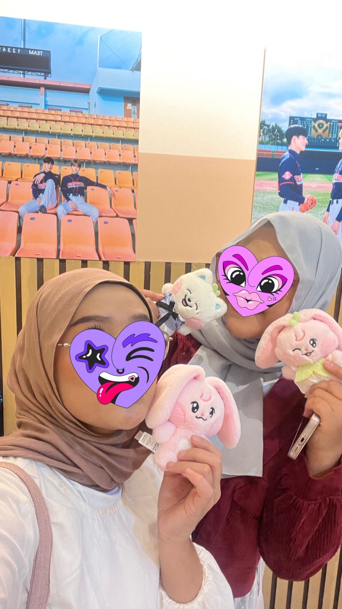 tysm sudah menjadi partner nyasar di tj, ngejar bus, ngejar wl segala sushi di kokas🤣😍 <a href="/inibukanberuang/">𝓟𝓪𝓷𝓭𝓪𝓪~ // mt after dm!</a>