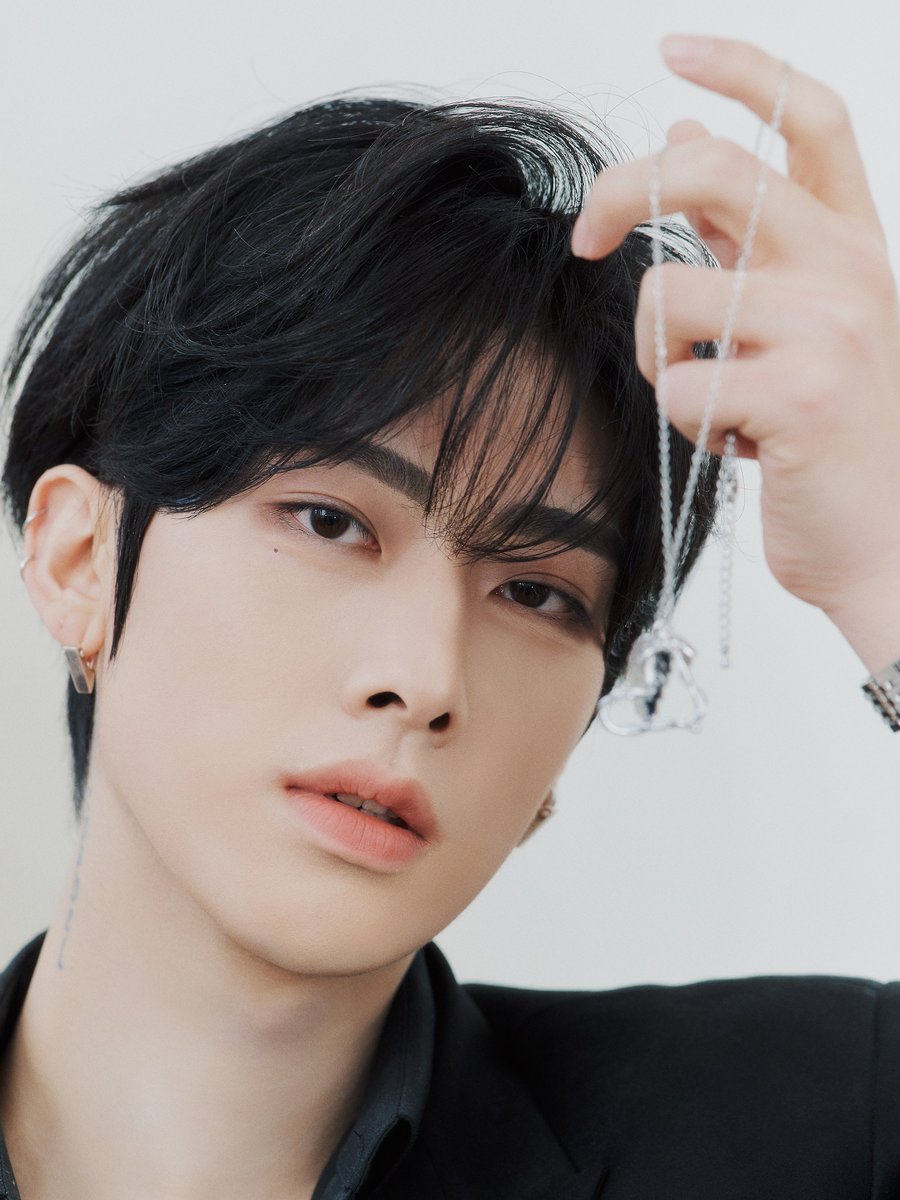 ZB1_official's tweet image. ZEROBASEONE 
Special Limited Album
[𝐑𝐄-𝐅𝐋𝐎𝐖]
 
Concept Photo
#RICKY #리키

💿Pre-Save
zerobaseone.lnk.to/ZB1_REFLOW

2026.02.02 18:00 (KST)
 
#ZEROBASEONE #ZB1 #제로베이스원
#REFLOW