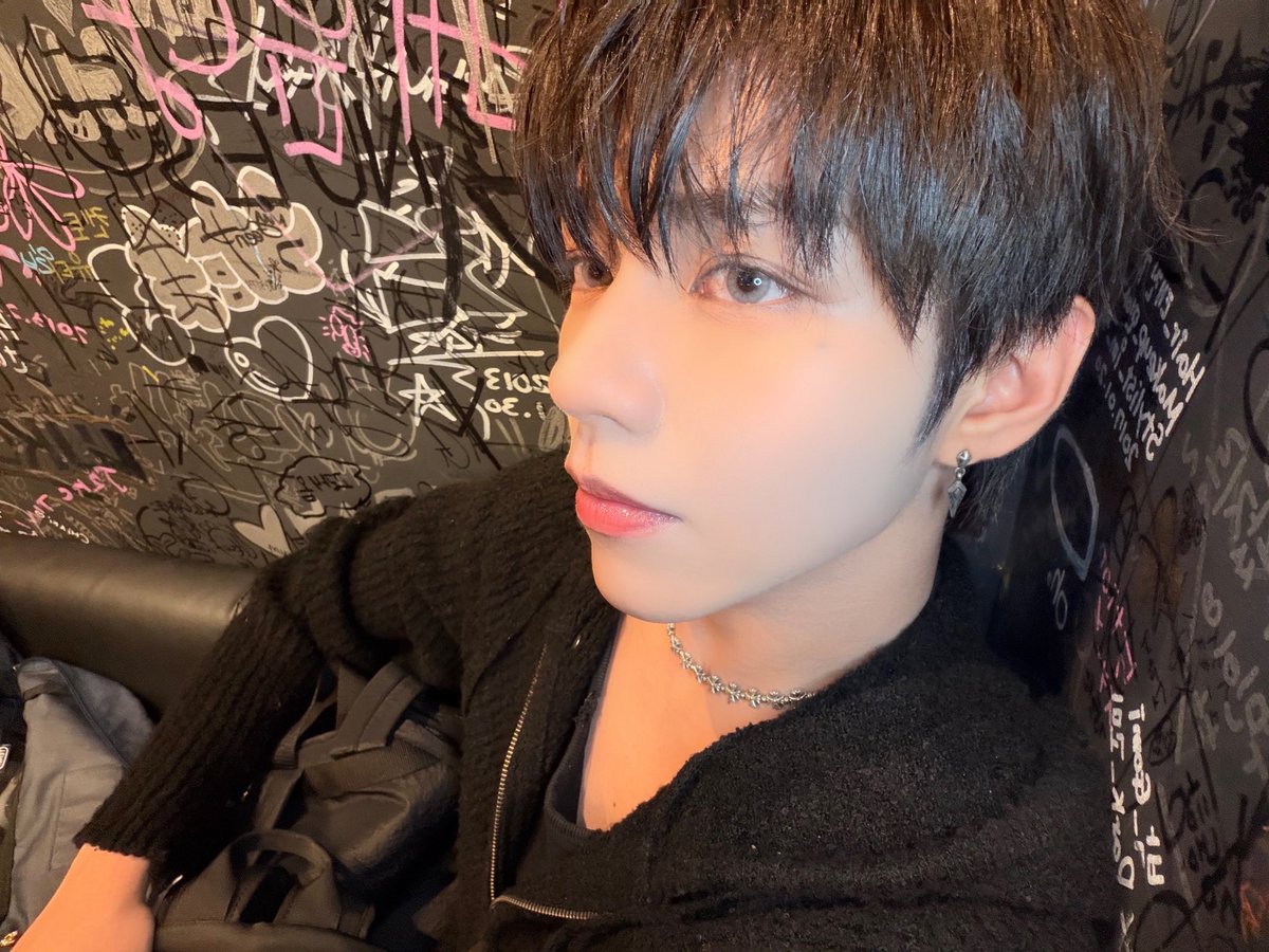 AHOF_JPofficial's tweet image. 私たちはFOHAがいて本当に幸せだよ〜♡
いつも大好きだよ、FOHA〜！
またすぐ会おうね〜🇯🇵✨

#AHOF #아홉 #アホプ 
#JL #제이엘