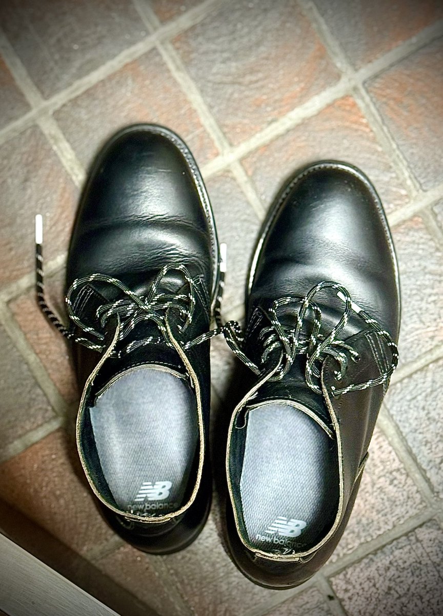 NewBalance仕様のUS NAVY  Chukka Bootsをメンテナンス…次はポリッシュワックスを塗ろ☝🏻
