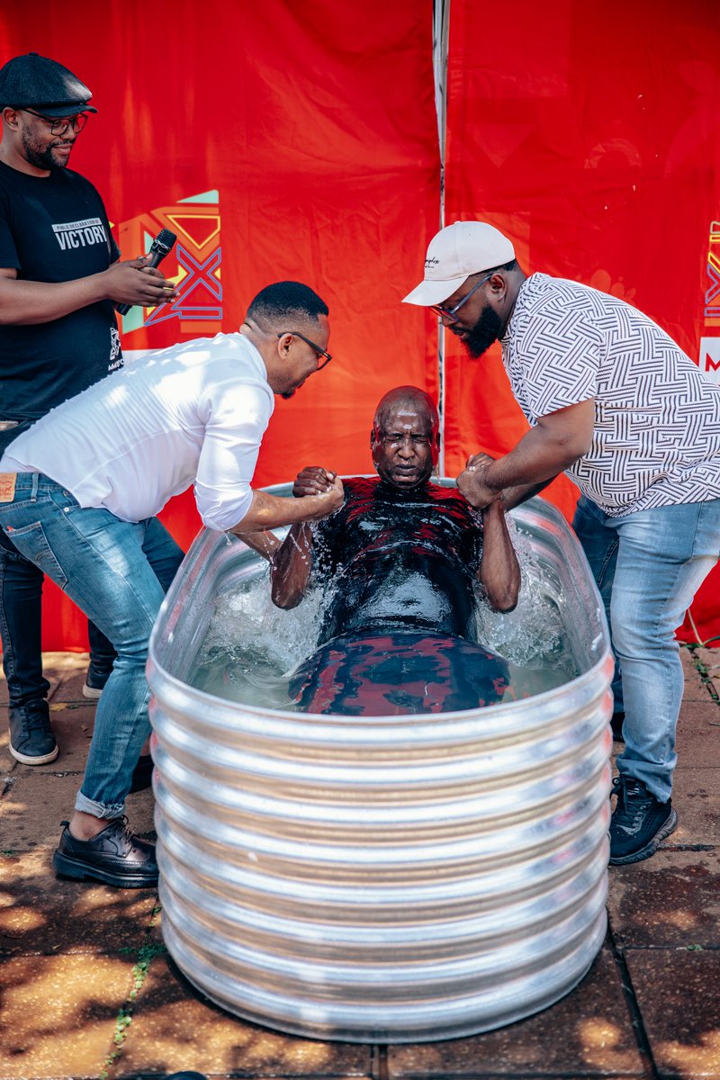 Neo Tsipane tweet media