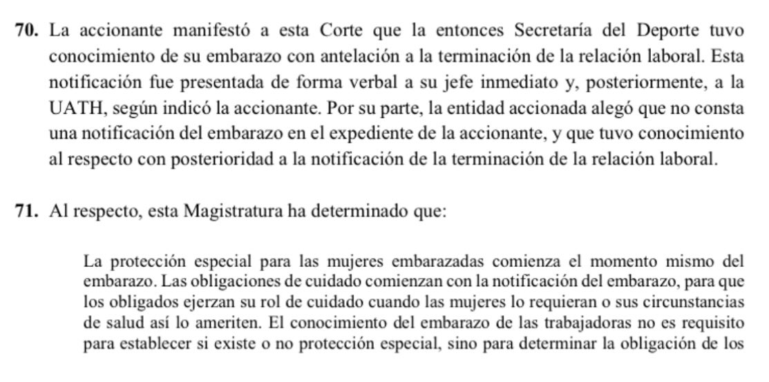 VeronicaLHM's tweet photo. 🔵¿Cuándo inicia la protección de la mujer embarazada y el deber de notificación?

#LaCortedice que la protección especial para las mujeres embarazadas comienza el momento mismo del embarazo. 

Las obligaciones de cuidado comienzan con la notificación del embarazo, para que los obligados ejerzan su rol de cuidado cuando las mujeres lo requieran o sus circunstancias de salud así lo ameriten. 

El conocimiento del embarazo de las trabajadoras no es requisito para establecer si existe o no protección especiales, sino para determinar la obligación de los deberes de cuidado. 

La falta de conocimiento imposibilita el ejercicio del rol de cuidado al empleador. 

Sentencia No. 530-20-EP/25