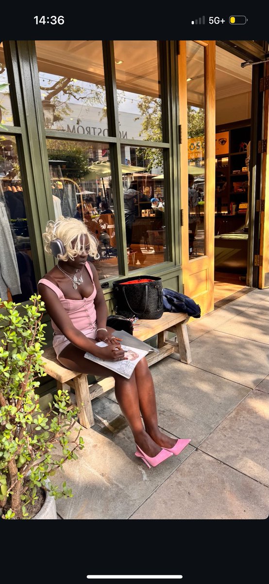 Elsa Majimbo tweet media