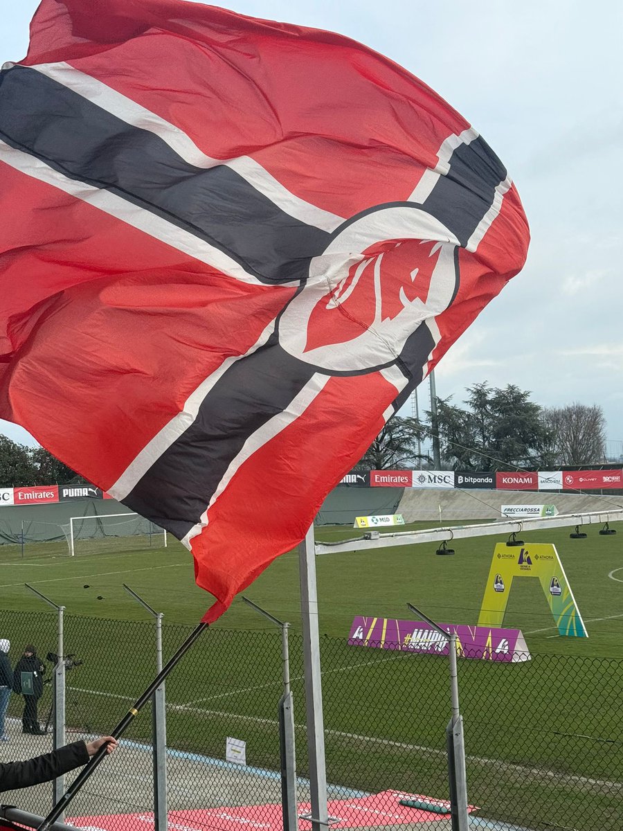 Ele Boss tweet media