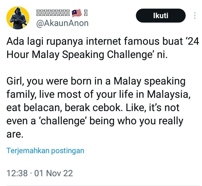 rainmakerfellow's tweet image. Ohh shut the f*ck up lah negara krisis identitas.
Mending kau perbanyak konten2 kayak gini, biar bahasa kebangsaan kau tak punah 😂