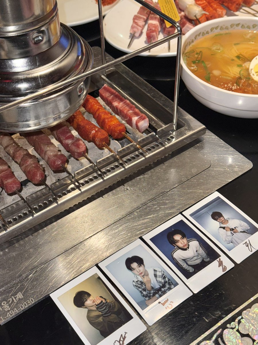 프보스🤍껌딱즈 
🫂🫂🫂🫂🫂