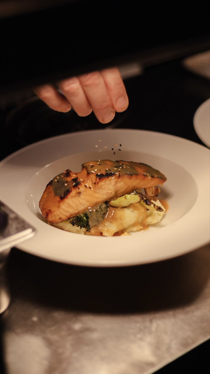 Matthew's Kitchen Seafood Restaurant tweet media