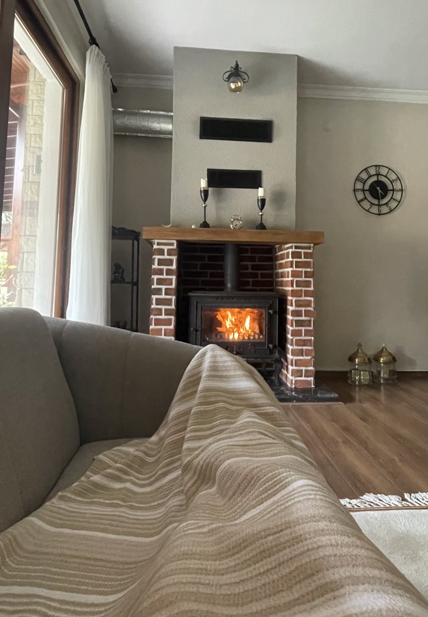 Babanı pazara gönderdim ananas aldırdım