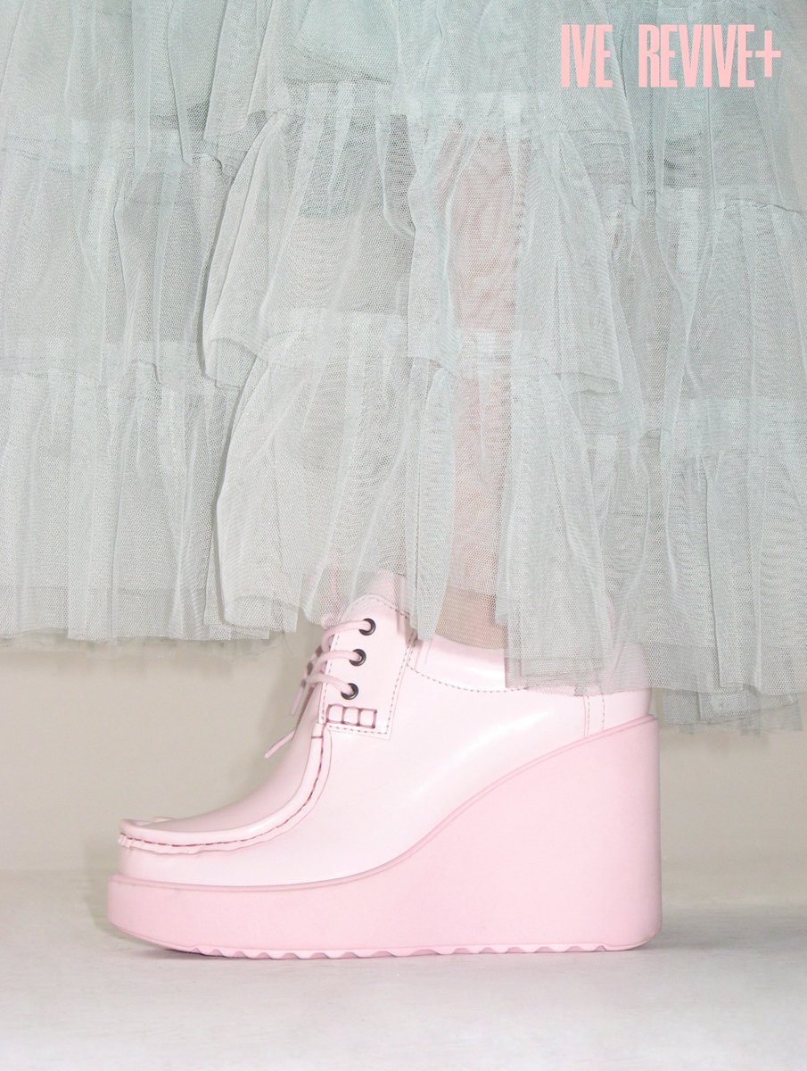 IVEstarship's tweet image. IVE
THE 2ND ALBUM
&amp;lt;REVIVE+&amp;gt;

SPOILERS ALERT!

#IVE #아이브 
#REVIVE_PLUS