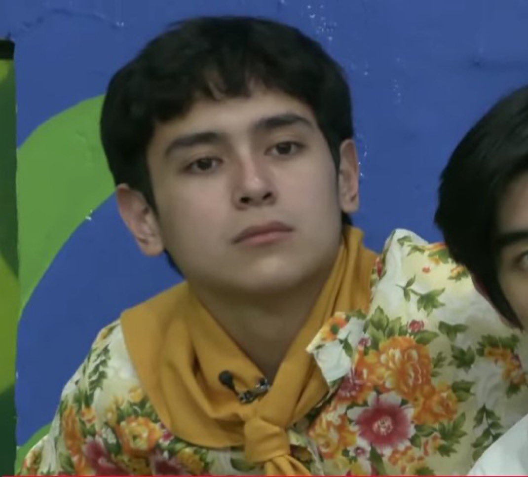 clntqsol's tweet image. my multo is if heath doesn’t get that spot in the big 4 this pbb season. he has it all—smart, strategic, funny, respectful, bubbly, family-oriented, and open to growth. bonus na lang ang looks niya 🥹 ilaban natin si moymoy hanggang duoo 🙏🏻

BBS HEATH