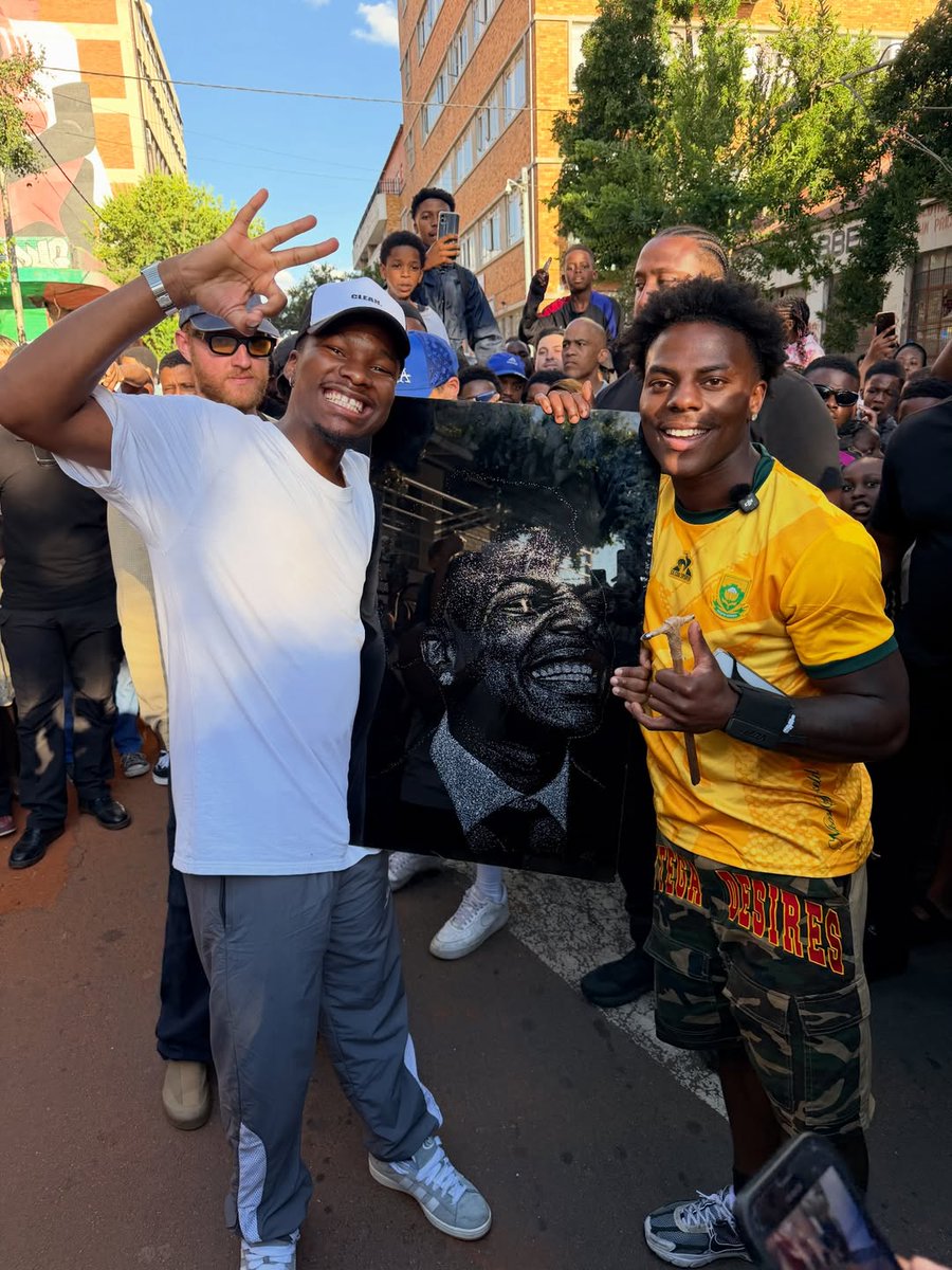 AfricaFactsZone's tweet image. IShowSpeed spent 3 days in South Africa, the longest time he spent in a country during his Africa Tour.

He said he didn't want to leave because the country is too good.