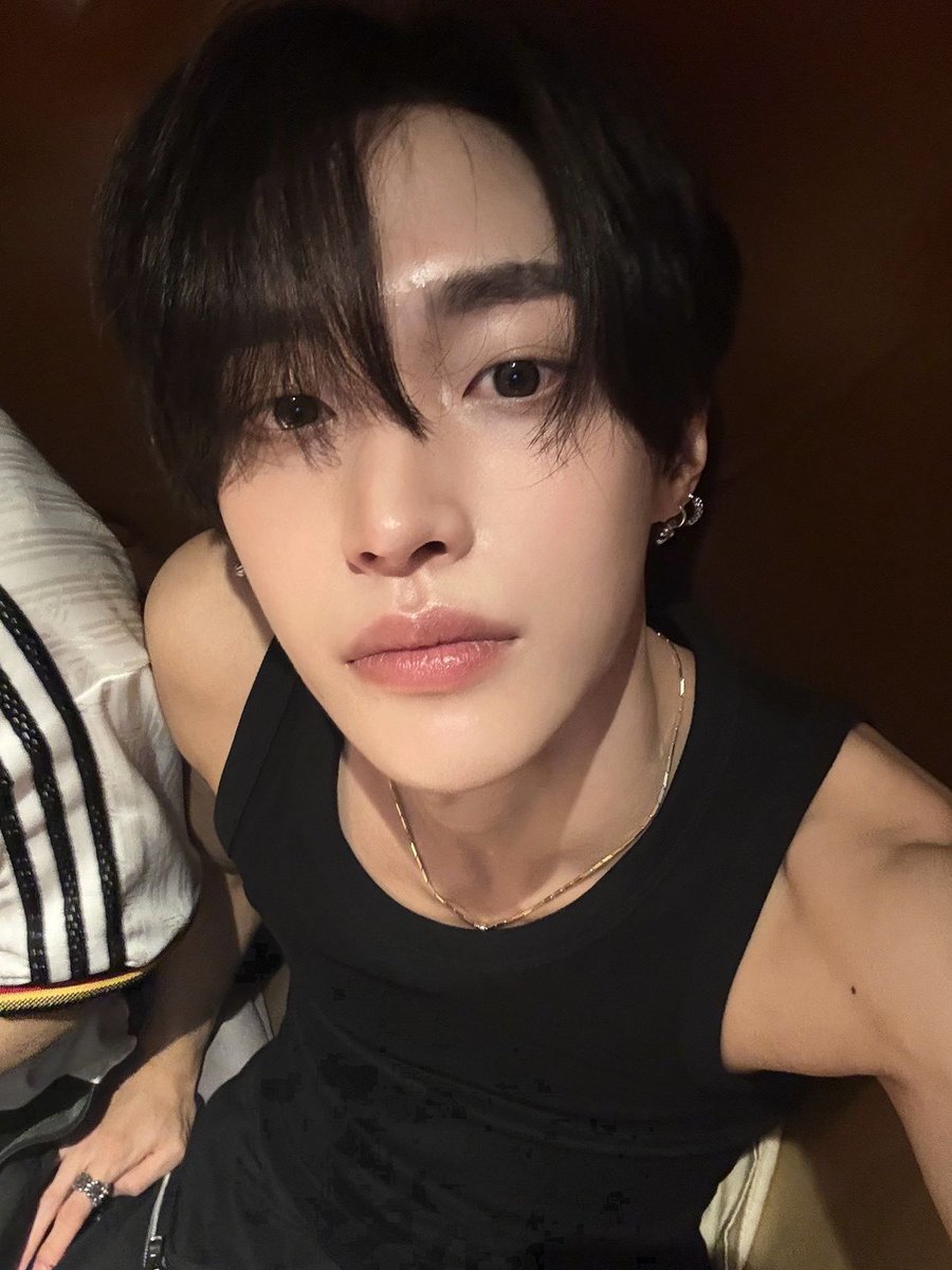 shalrot79's tweet image. อาร์โนฝึกรุ่นเดียวกับน้องข้าวน้องวิชจริง ๆๆๆ อะ ปีนั้น 02 ไลน์ตึกชมพูหน้าตางี้ 😭😭😭