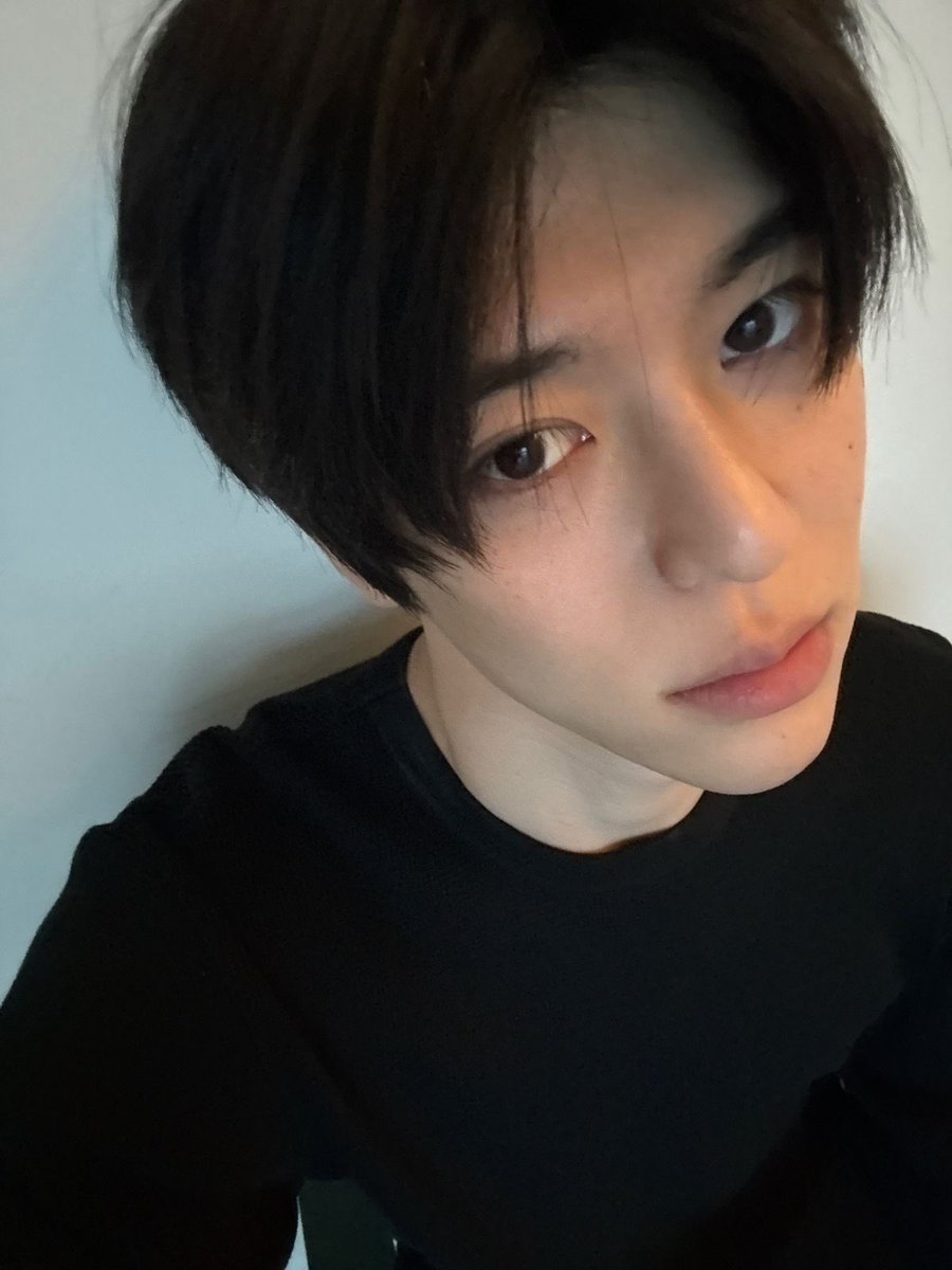 shalrot79's tweet image. อาร์โนฝึกรุ่นเดียวกับน้องข้าวน้องวิชจริง ๆๆๆ อะ ปีนั้น 02 ไลน์ตึกชมพูหน้าตางี้ 😭😭😭