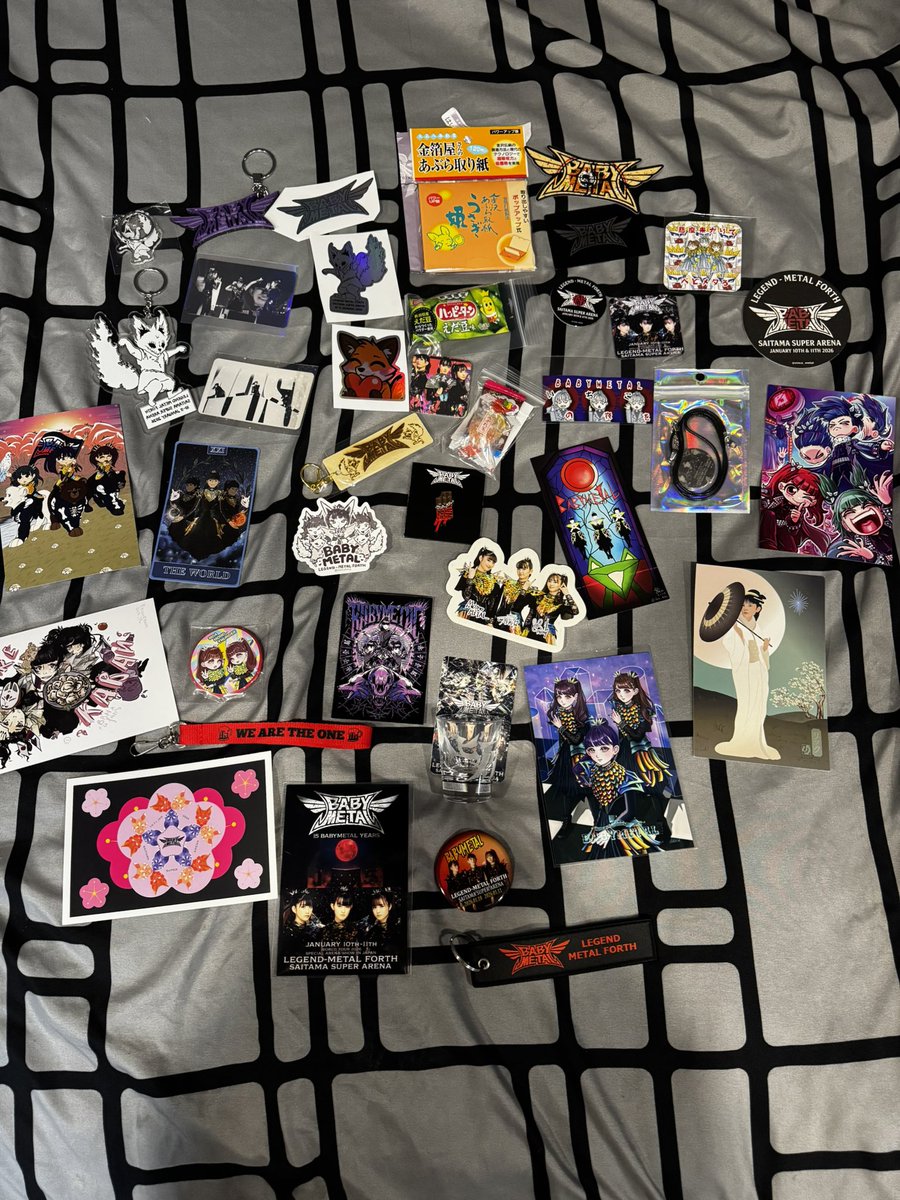 I got home late last night from Japan but a massive thank you to everyone I met at the SSA and exchanged gifts 🦊🦊🦊♥️
#BABYMETAL #SSA