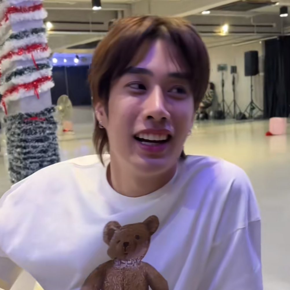 merlyismary's tweet image. 