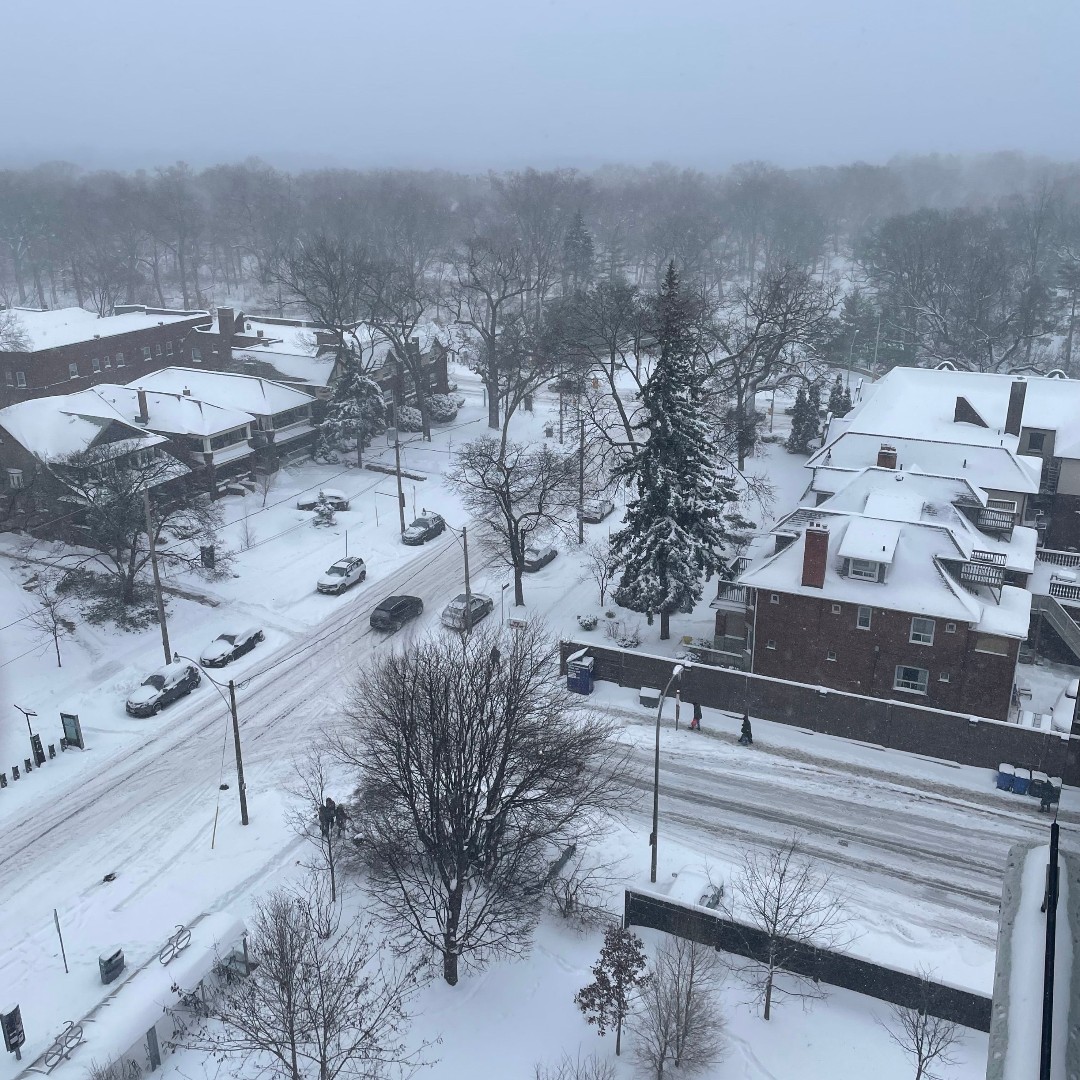 Toronto residents are encouraged to stay home and avoid all non-essential travel today (Sunday, January 25) due to today’s snowfall.

Get groceries and medications earlier in the day, if possible and only if you have to.

Crews will be working 24/7 to clear streets, sidewalks and