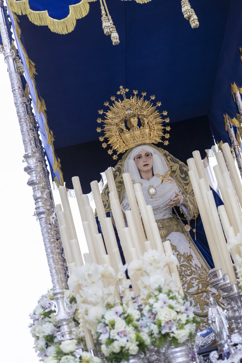hborriquita1990's tweet photo. 🔵⚪️ Evangelio Del Día | III DOMINGO DEL TIEMPO ORDINARIO

Mt 4, 12-23. “Se estableció en Cafarnaún, para que se cumpliera lo dicho por Isaías”.

#BorriquitaLebrija https://t.co/TQwCb7elwA