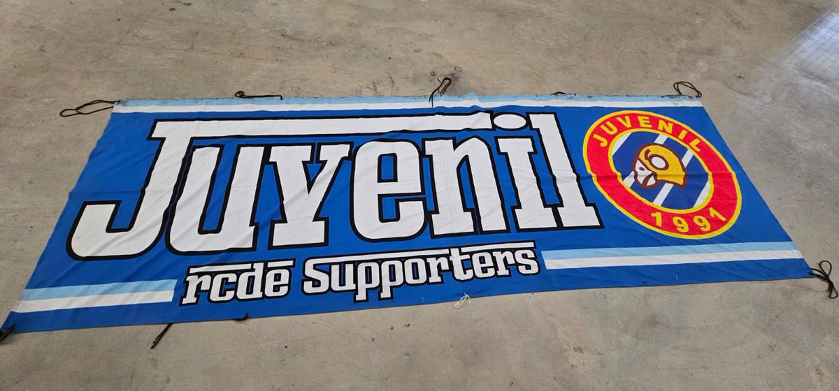 COMUNICADO:

Nuestra pancarta fue vetada de manera arbitraria en el estadio de Mestalla.

#RCDE ⬇️⬇️