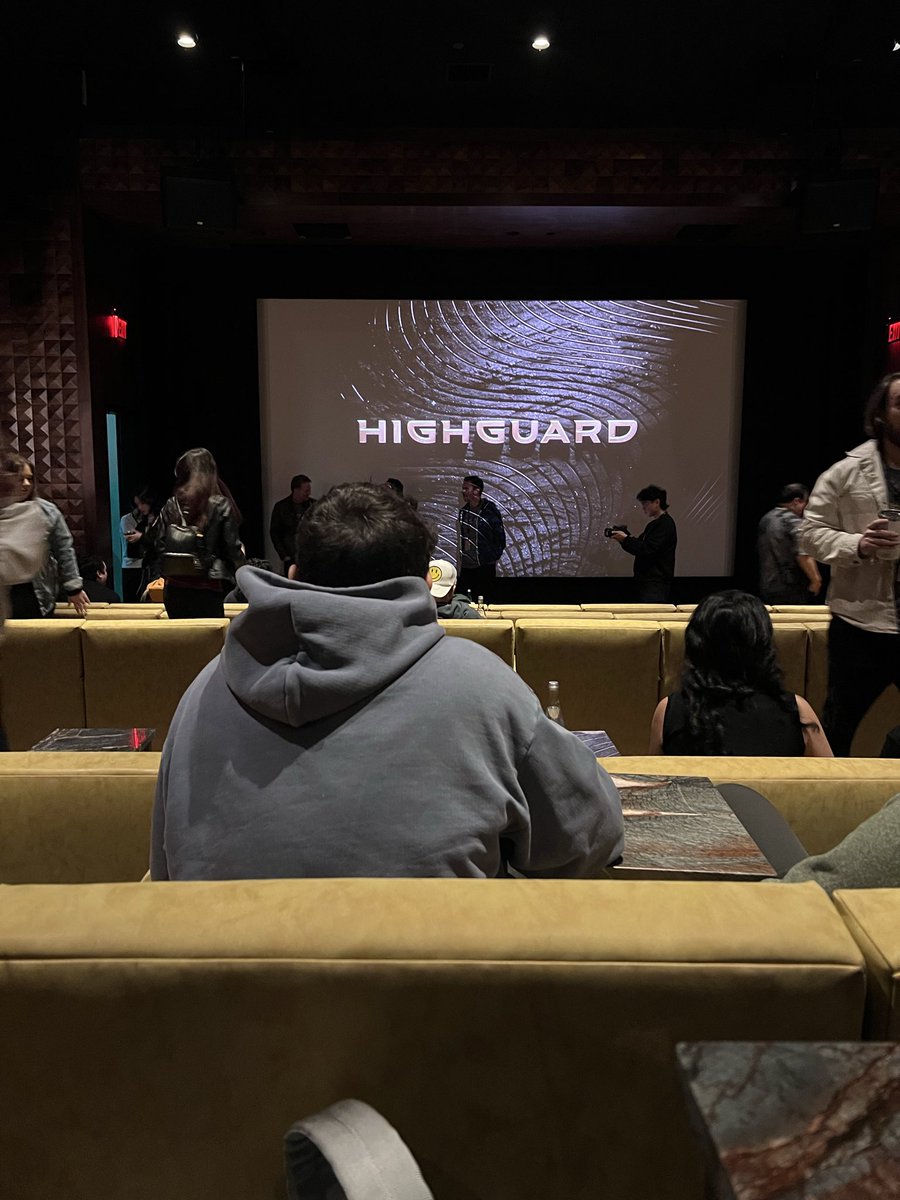 Apryze🌹 tweet media