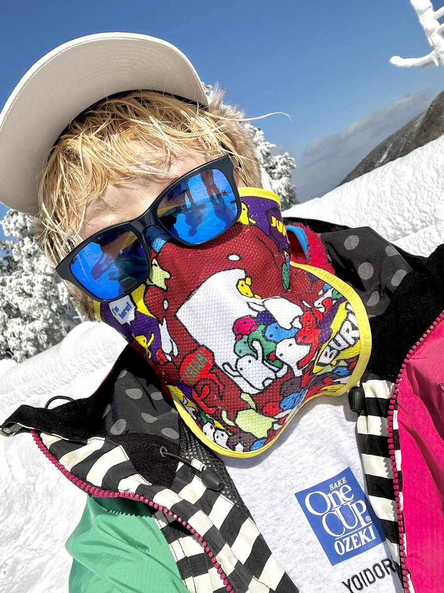 withOneCUPOZEKI's tweet photo. スノボ行ってきやした🏂 https://t.co/lPtdrnMQxu