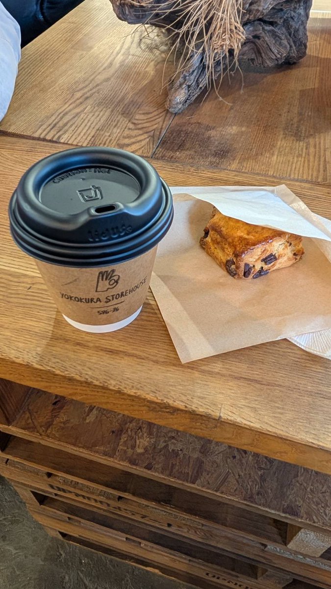 Naotobki's tweet image. YOKOKURA STOREHOUSE 小山市

昆布水つけ麺 味玉🙇
ピリ辛まぜそば
醤油そば

今日は久々早めの日曜日✨

レギュラーの醤油そばと昆布水醤油はいつ食べてもうまい🤤
今回の限定ピリ辛まぜそばも辛くてうまいし追い飯に鰹節かかってるから香りも最高でした😍

ラーメンは爆発だ！