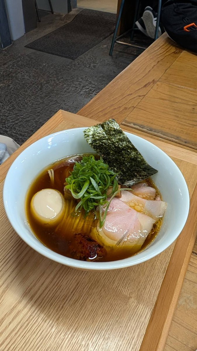 Naotobki's tweet image. YOKOKURA STOREHOUSE 小山市

昆布水つけ麺 味玉🙇
ピリ辛まぜそば
醤油そば

今日は久々早めの日曜日✨

レギュラーの醤油そばと昆布水醤油はいつ食べてもうまい🤤
今回の限定ピリ辛まぜそばも辛くてうまいし追い飯に鰹節かかってるから香りも最高でした😍

ラーメンは爆発だ！